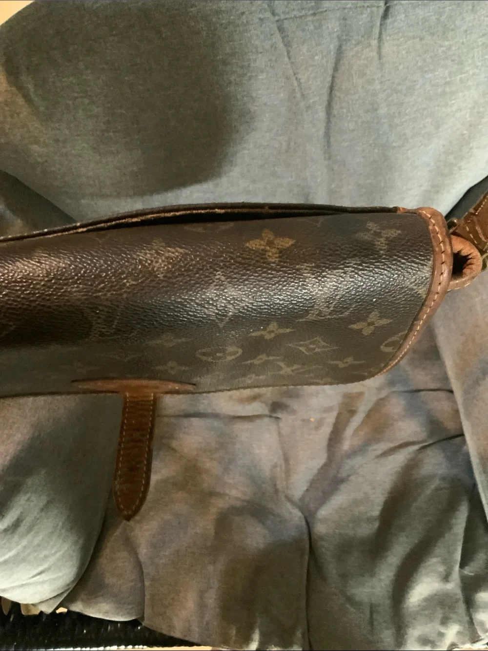 Louis Vuitton Monogram Canvas Messenger Bag in Brown